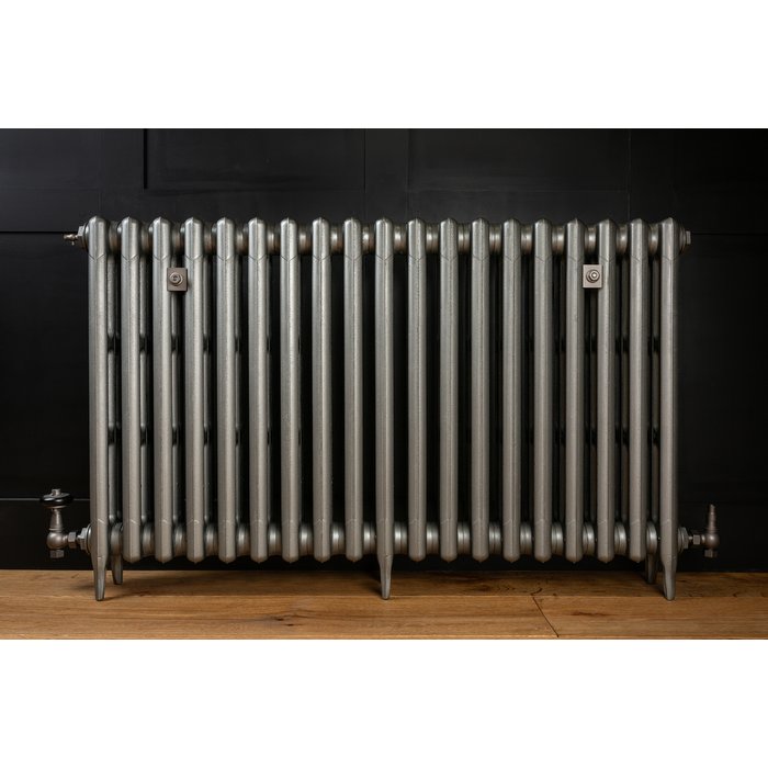 Traditional Victorian 3 Column 745mm Cast Iron Radiator 19 Section GM with Gun Metal Accessories (CDC-745-19-GMGM-BUND)