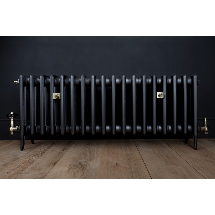 Traditional Victorian 4 Column 460mm Cast Iron Radiator 18 Section MB with Antique Brass Accessories (CDC-460-18-MBAB-BUND)