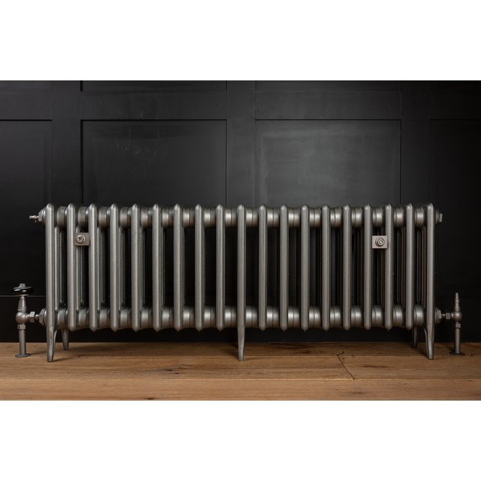 Traditional Victorian 4 Column 460mm Cast Iron Radiator 19 Section GM with Gun Metal Accessories (CDC-460-19-GMGM-BUND)