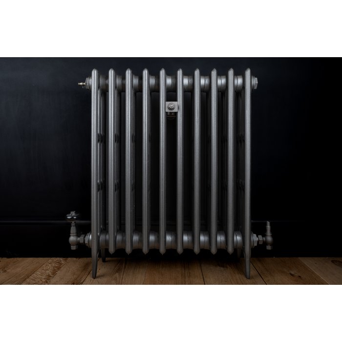 Traditional Victorian 4 Column 760mm Cast Iron Radiator 10 Section GM with Gun Metal Accessories (CDC-760-10-GMGM-BUND)